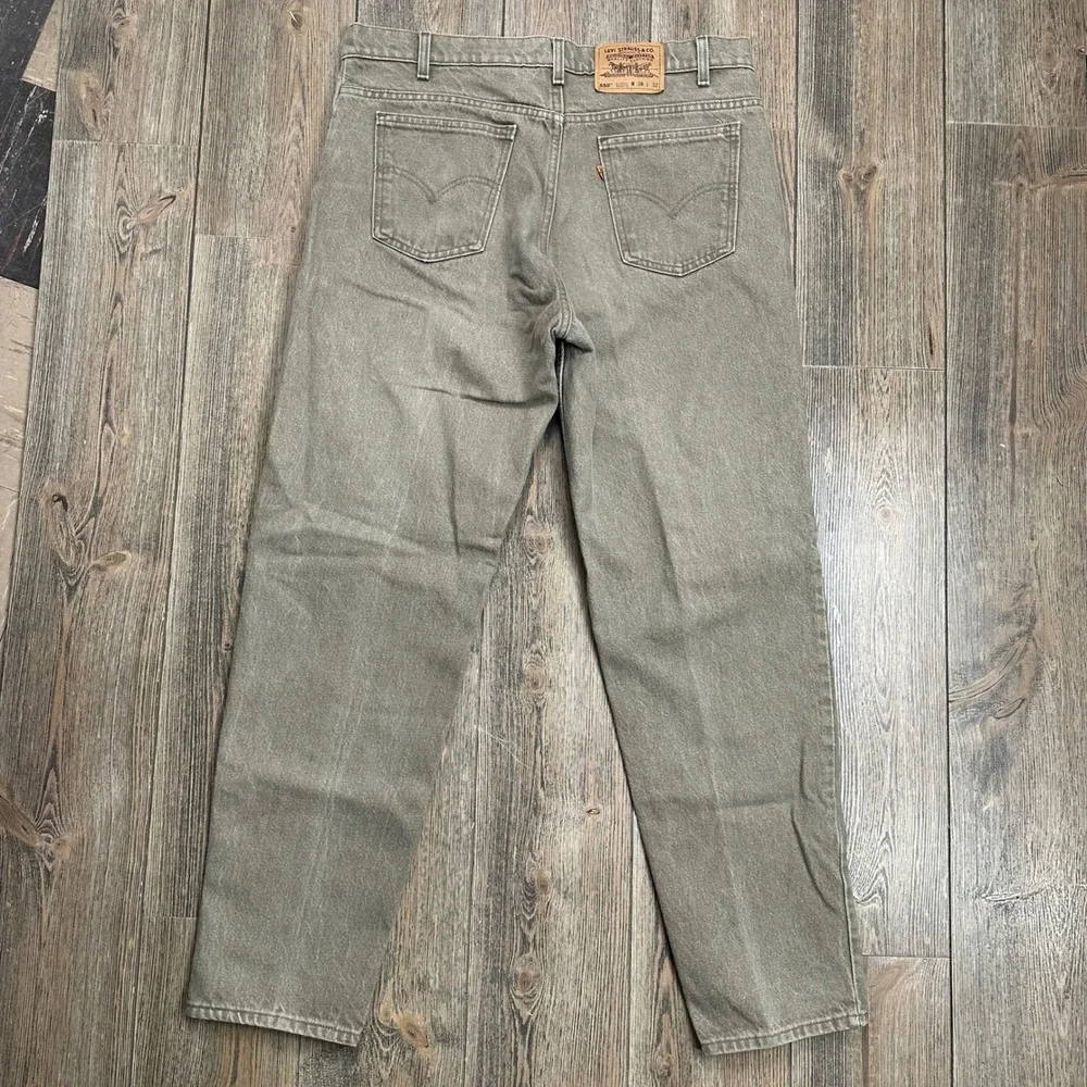 Levis 550 Orange Tab Vintage Jeans Mens 38x32 Tan USA Made 1996 Relaxed Tapered